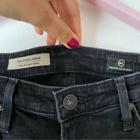 Adriano Goldschmeid - Picture 4 of 7